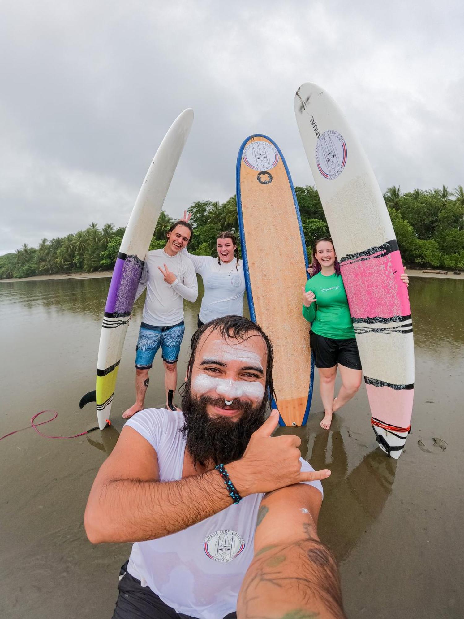 Hostel Nomadic Surf Camp Uvita Exteriér fotografie